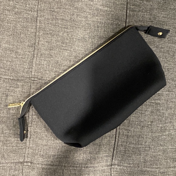 Tarte large makeup bag - Picture 6 of 6